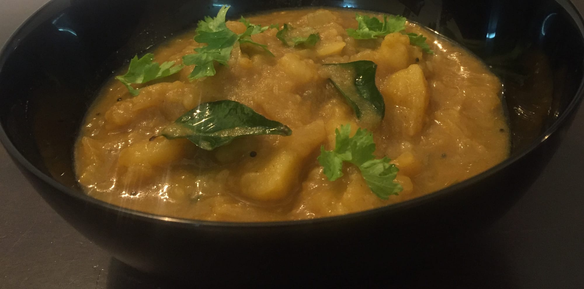 SUPER EASY POTATO CURRY – Simple Delishables
