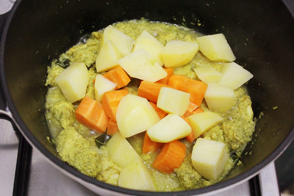 INDIAN STYLE CHICKEN STEW Simple Delishables