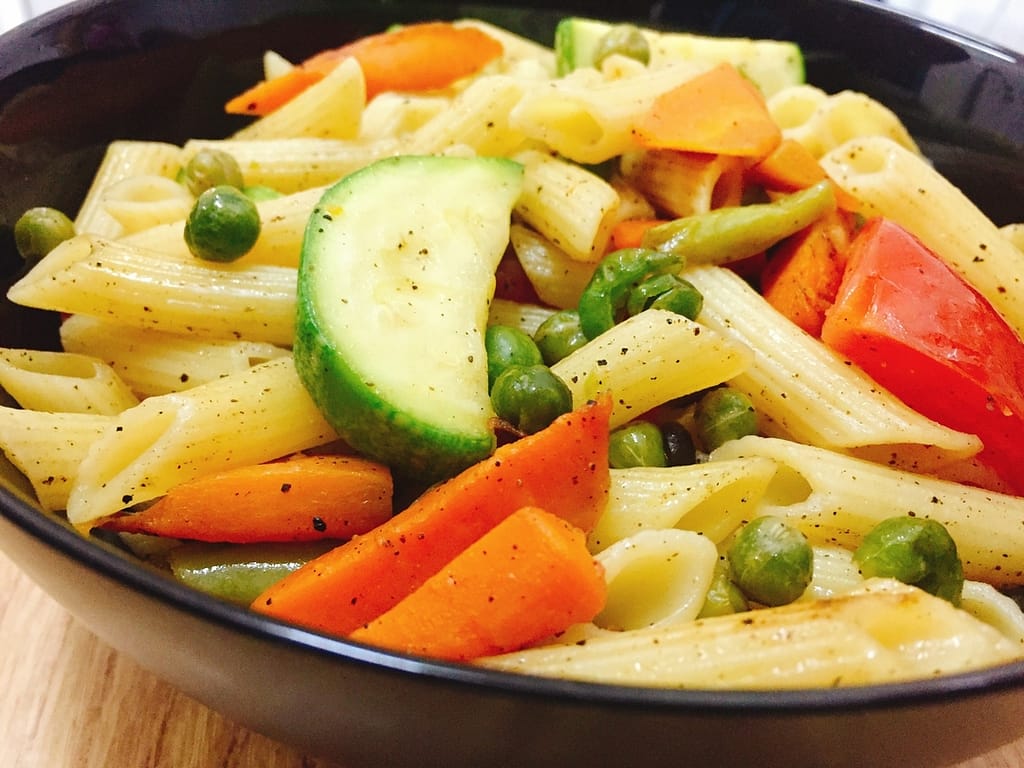 PASTA WITH VEGETABLES